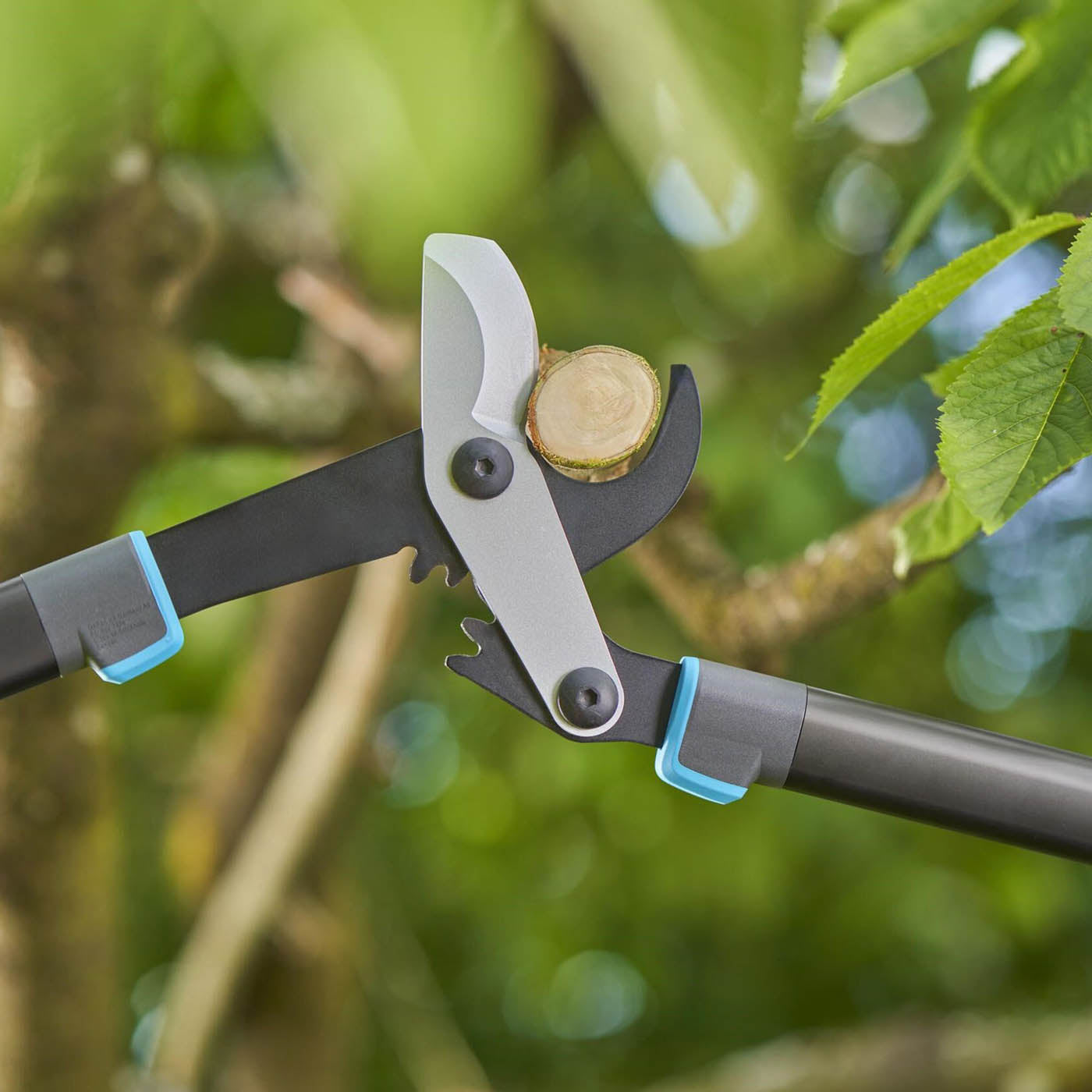 Gardena Bypass Loppers Aluminium Comfort Heavy Duty Cutter Pruning Ergonomic - Image 6