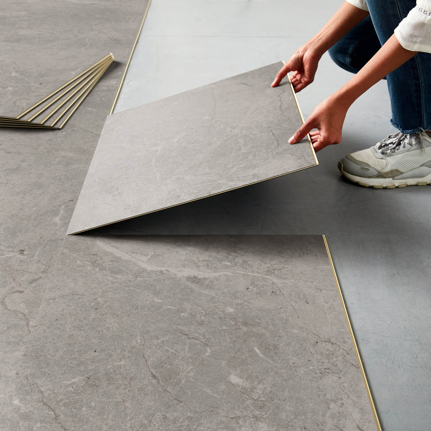 Vinyl Click Tile Matt Grey Marble Effect Embossed Waterproof Modern 2.74m² - Image 5