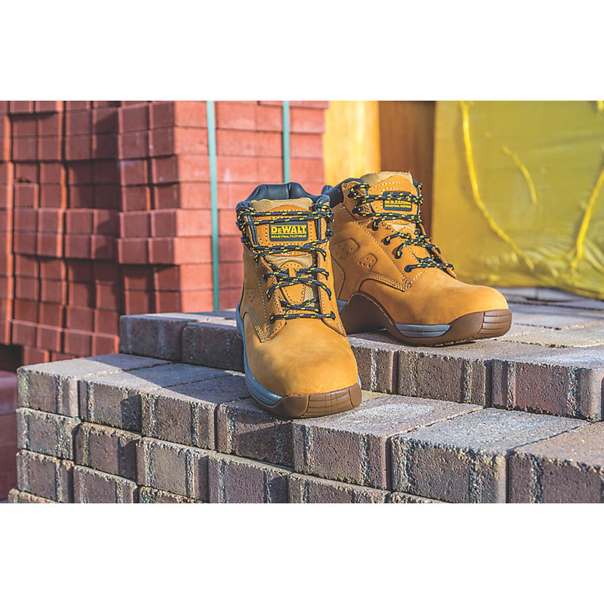 DeWalt Bolster Safety Boots Honey Brown Leather Wide Fit Size 8 - Image 2