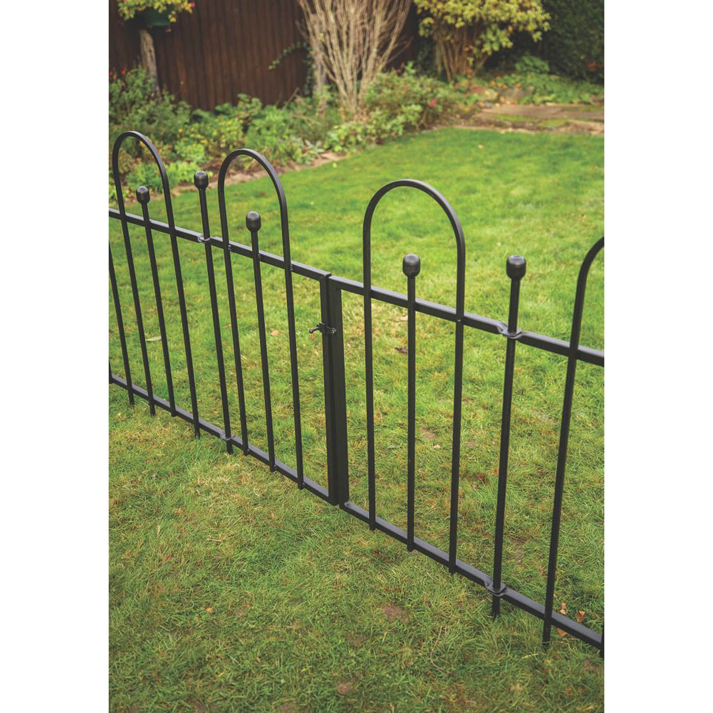 Apollo Appleton Easy Fit Fence Gates Matt-Black 94cm x 92cm - Image 4