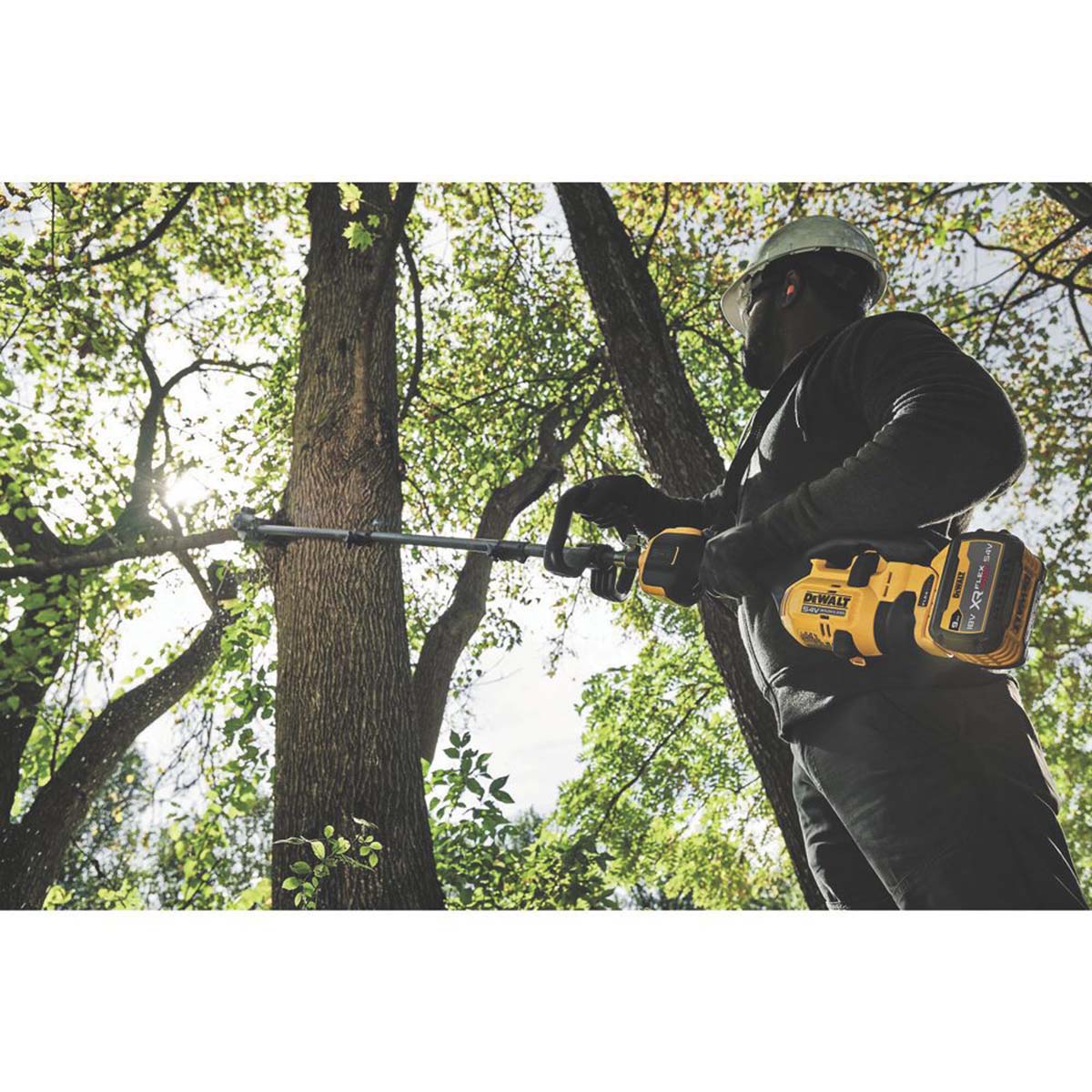 DeWalt Pole Saw Attachment Garden Multi-Tool Semi-Chisel Chain DCMASPS5N-XJ 20cm - Image 3