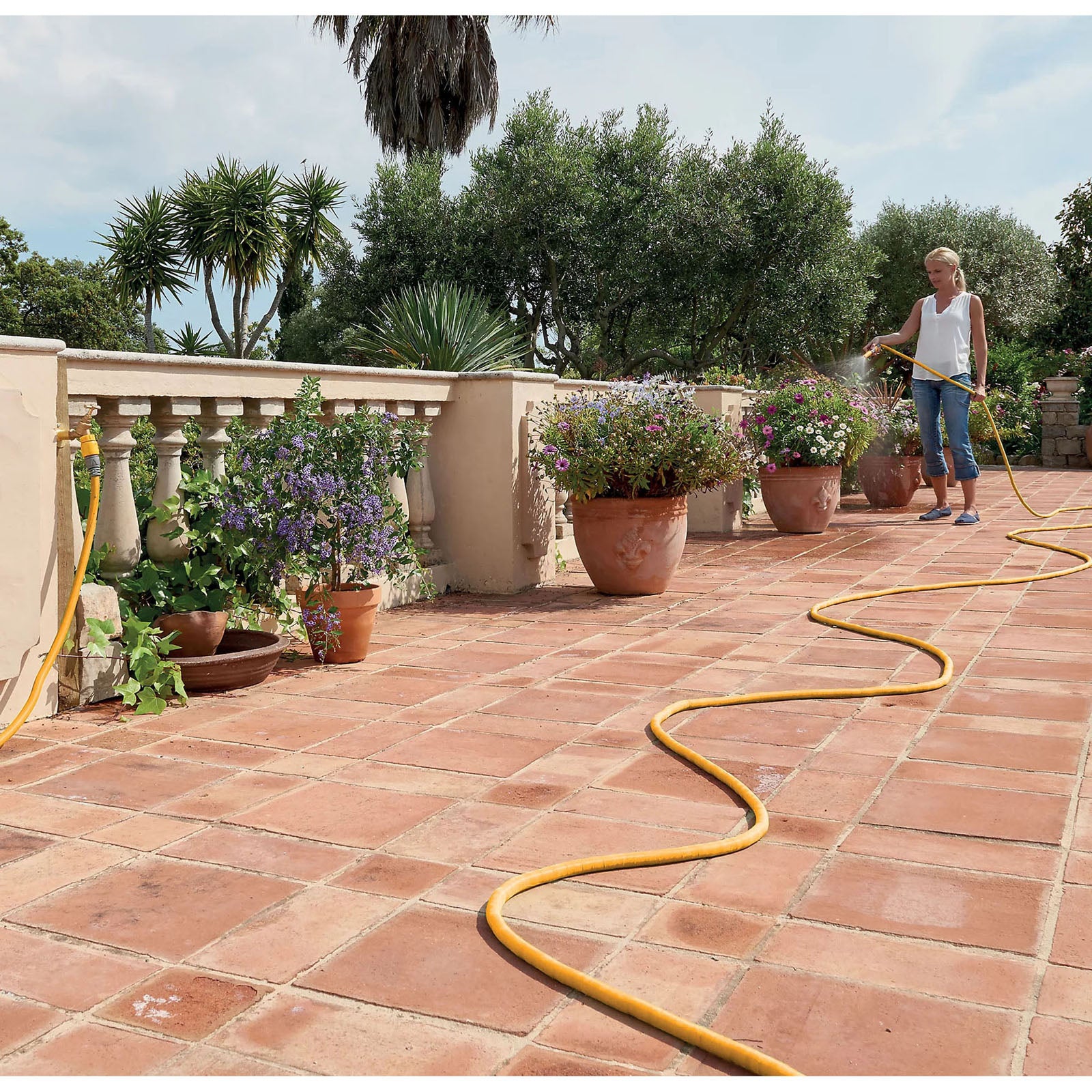 Hozelock Superhoze Expanding Hose Pipe Yellow Dynamic Design Leak Free (L) 30m - Image 4