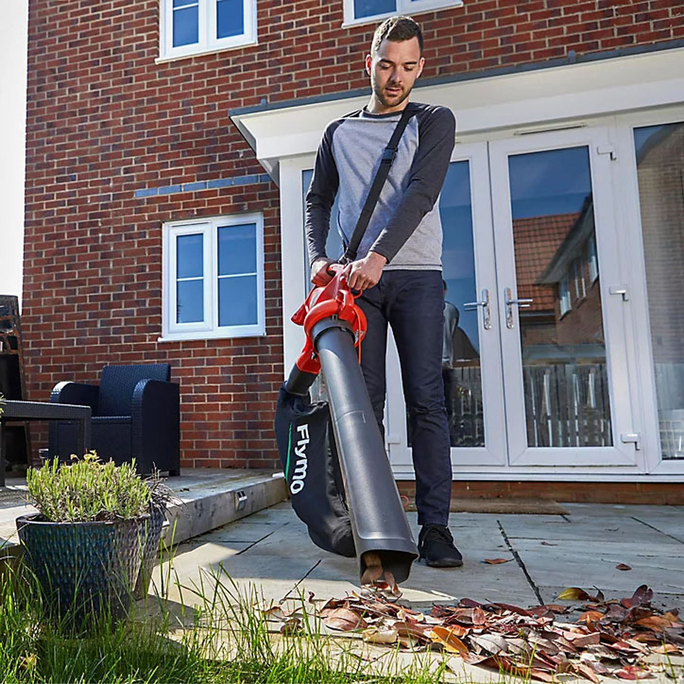 Flymo Garden Leaf Blower Vacuum PowerVac Shredder Corded Electric Powerful 2700W - Image 5