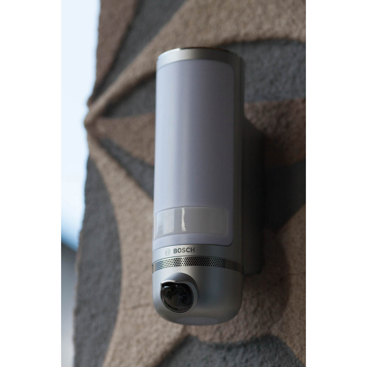Bosch Outdoor Security Camera Smart Silver All-In-One SVO-1601-220 Full HD PIR - Image 5