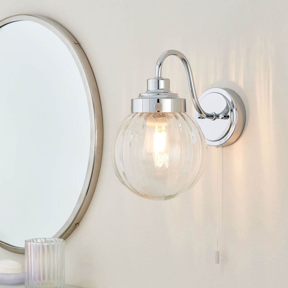 Bathroom LED Wall Light Chrome E14 Glass Shade Pull Cord Lamp Modern Home - Image 1