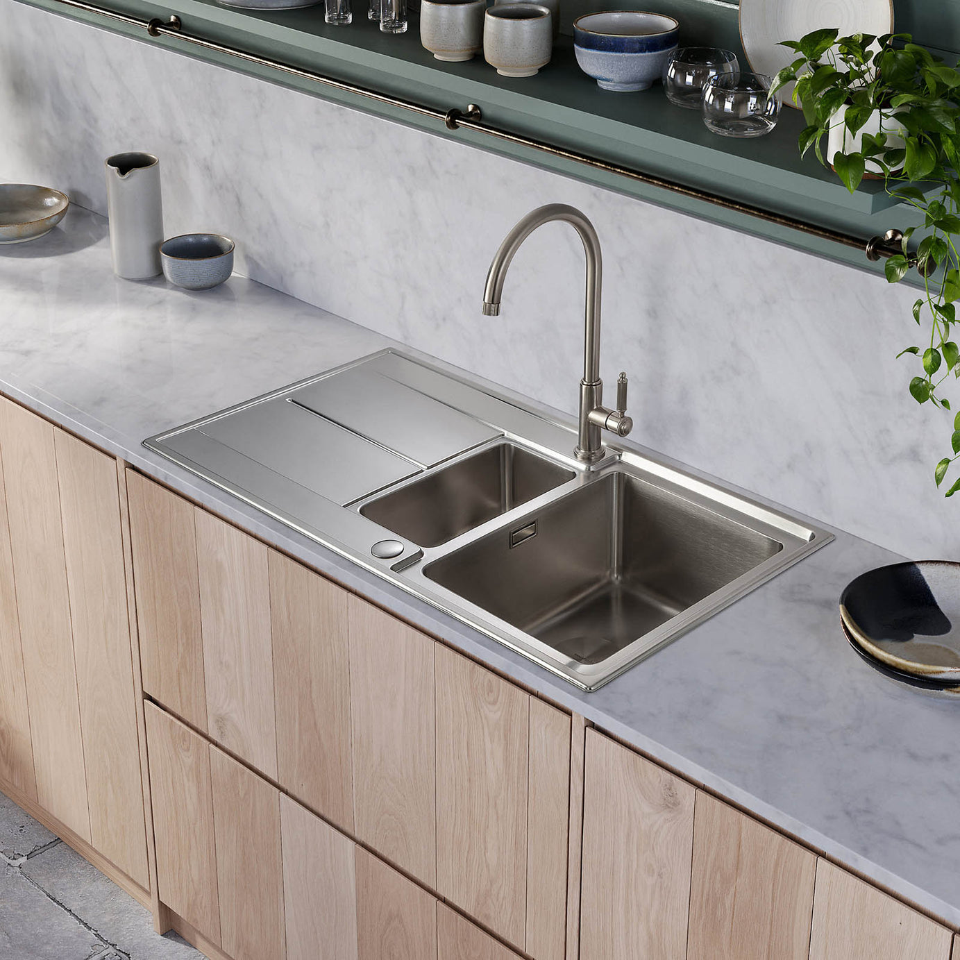 Kitchen Sink 1.5 Bowl Stainless Steel Satin Brushed Rectangular Reversible Waste - Image 3