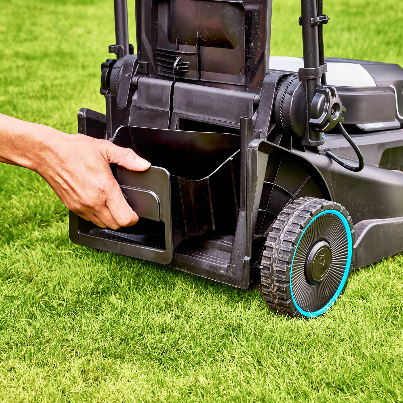 Mac Allister Lawnmower Electric MCB1163LWM Garden 34cm Grass Cutter 1400W - Image 8