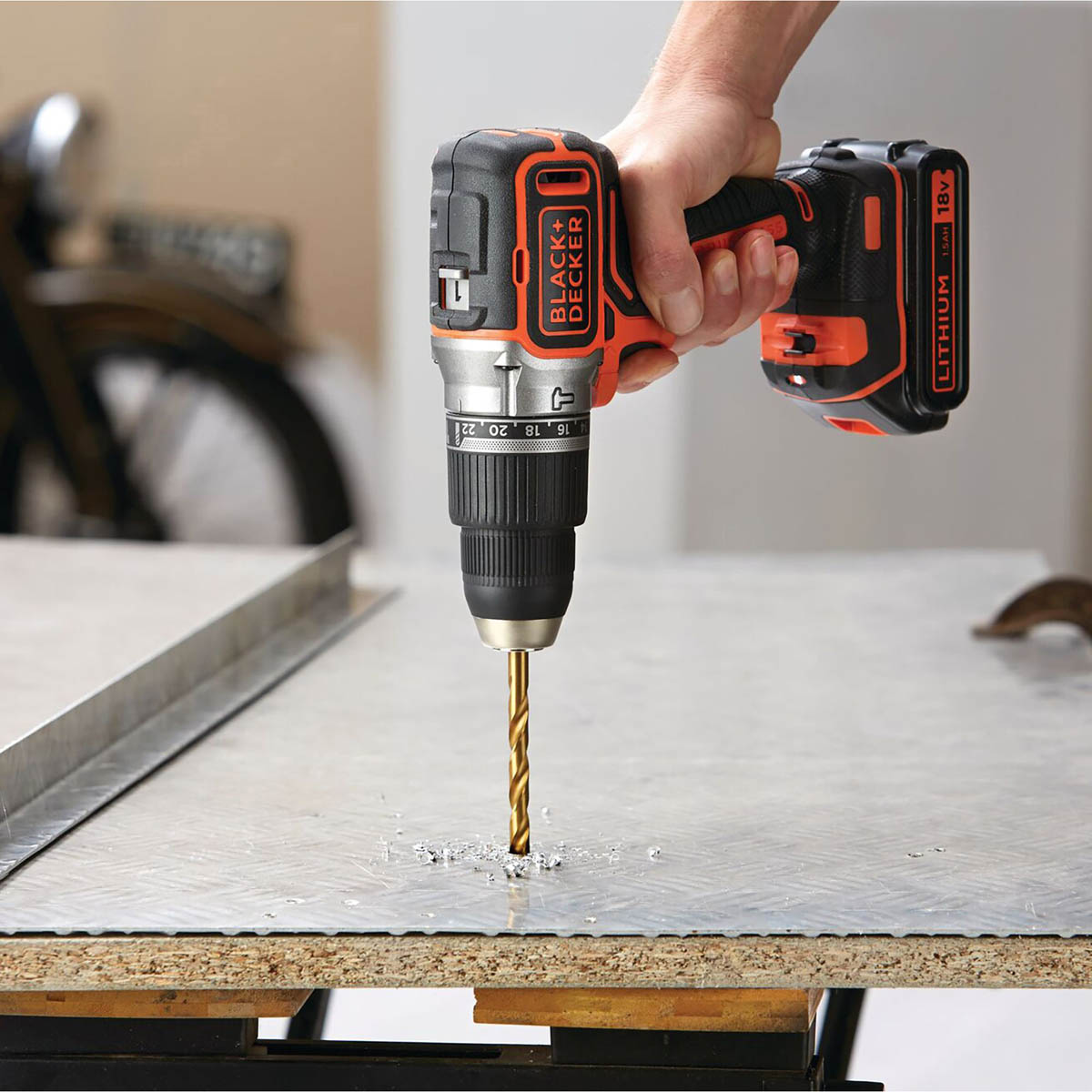 Black+Decker Hammer Drill BL188N-XJ Cordless POWERCONNECT LED 18V Body Only - Image 4