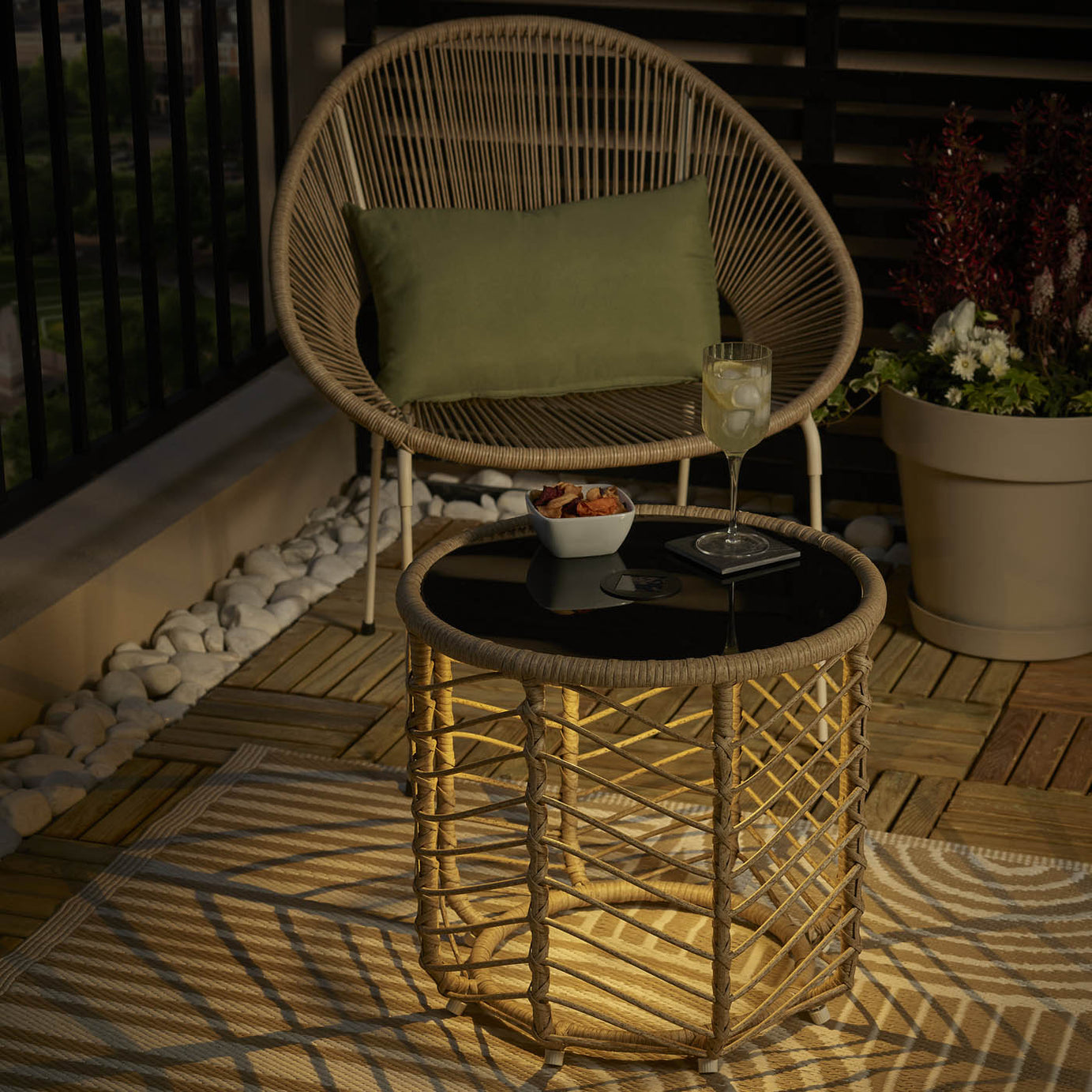 Omalos Garden Side Table Rattan Effect Beige Round Solar-Powered Outdoor - Image 3