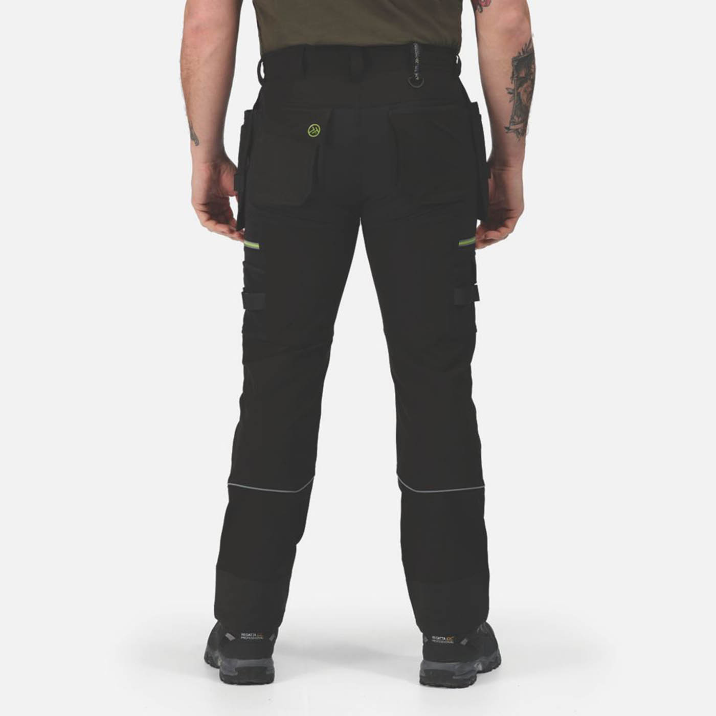 Regatta Work Trousers Classic Fit Black Stretch Multi Pockets Cargo 46W 31L - Image 4