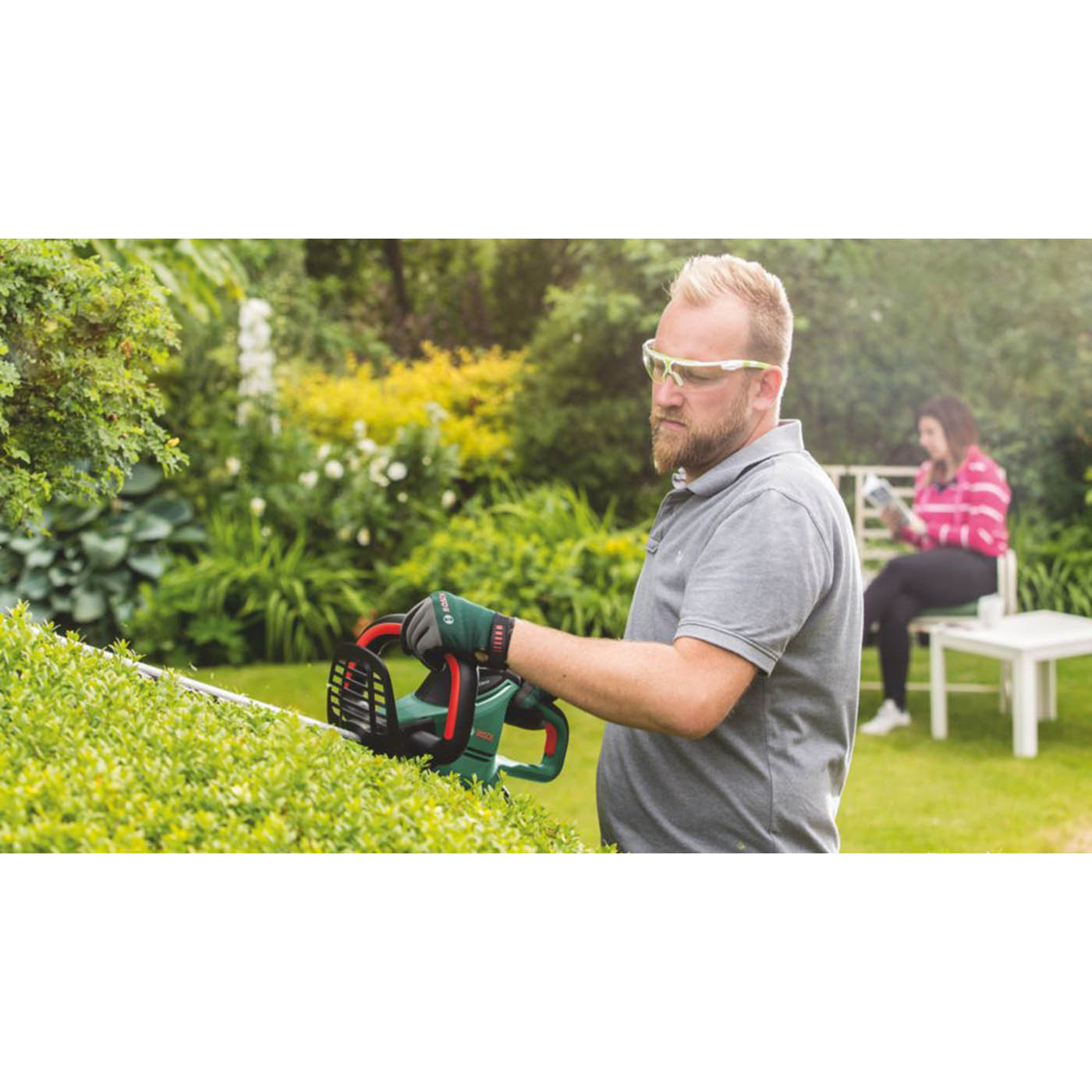 Bosch Hedge Trimmer Electric UniversalHedgeCut60 Garden 60cm Cutter 480W - Image 4