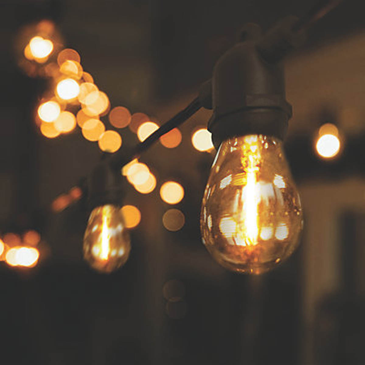 Outdoor Festoon String Lighting LED Extension Warm White Bulbs 800LM 5M - Image 4
