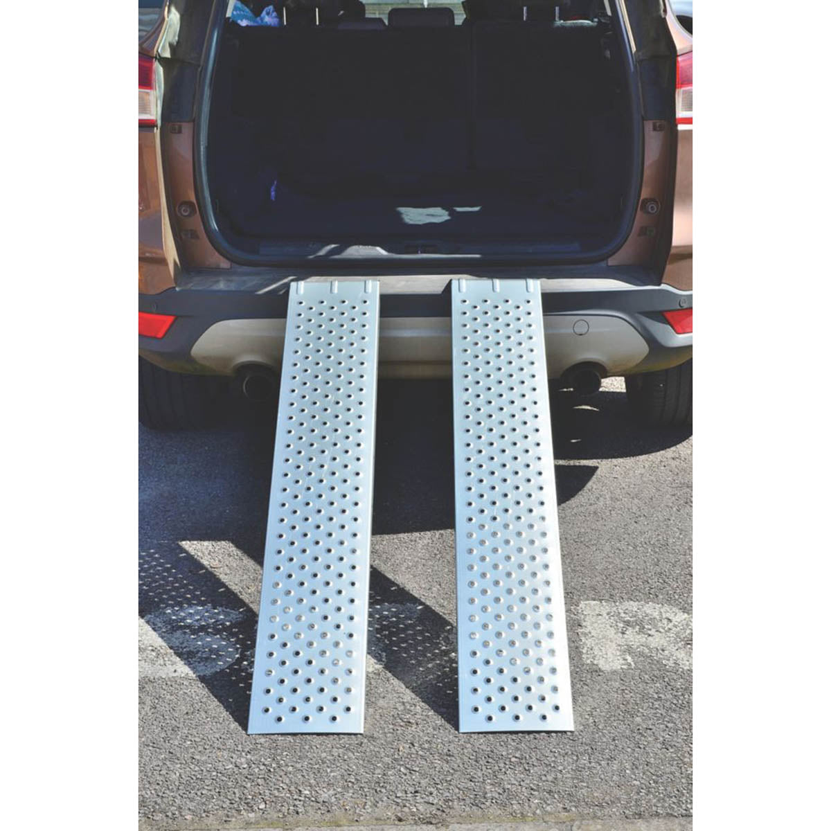 Car Loading Ramps Fixed Non-Slip Tread Non Slip Secure Platform 400 kg 1 Pair - Image 5