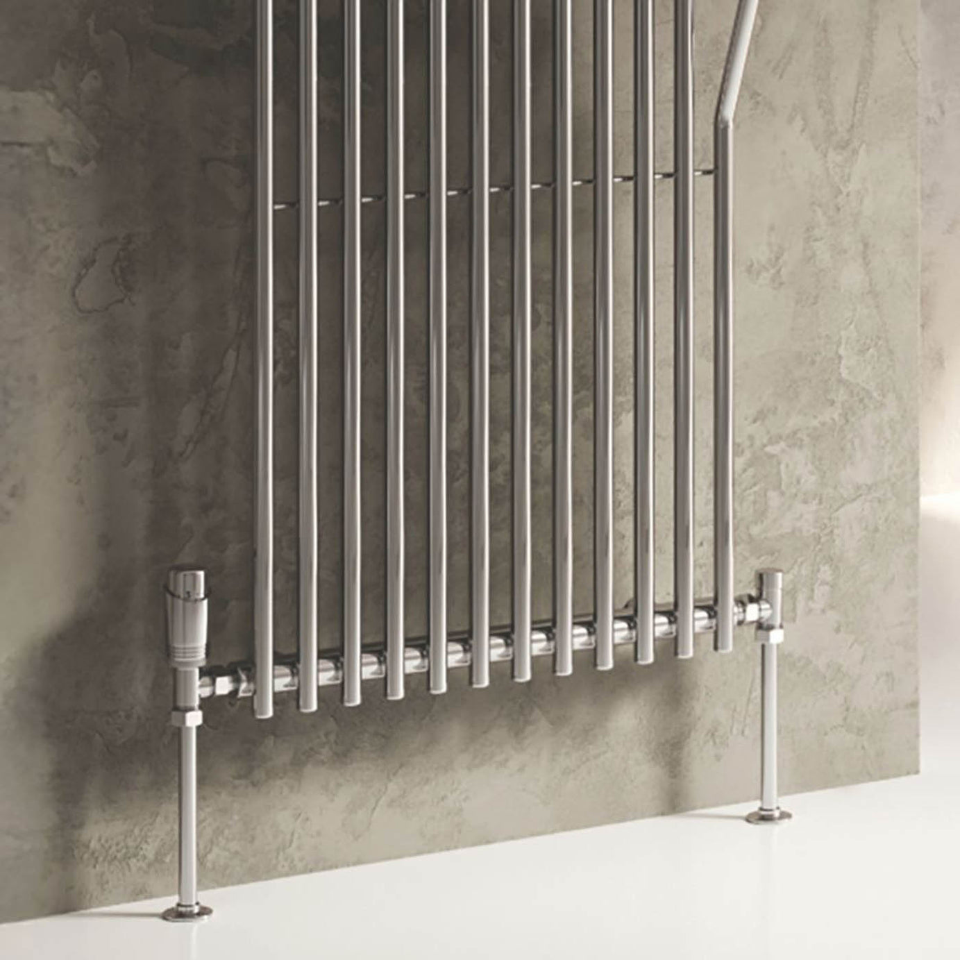 Reina Thermostatic Radiator Valve And Lockshield 15x15mm Modal TRV Chrome Angled - Image 2