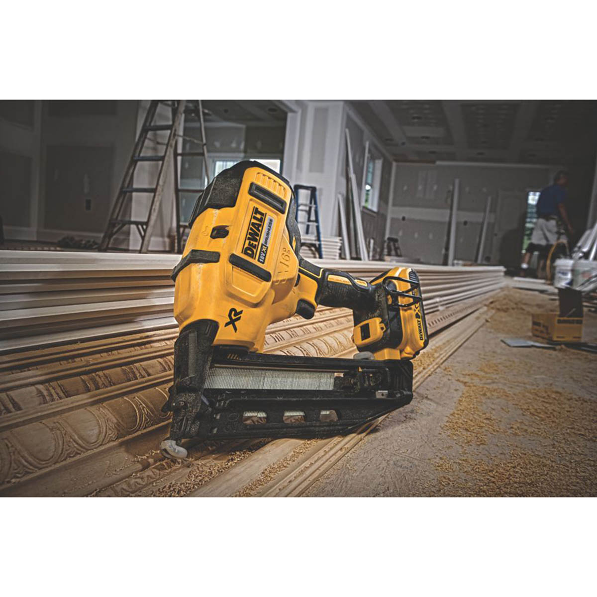 DEWALT Finish Nails Angled Galvanised Steel Smooth Shank 16ga x 44mm 2500 Pack - Image 4