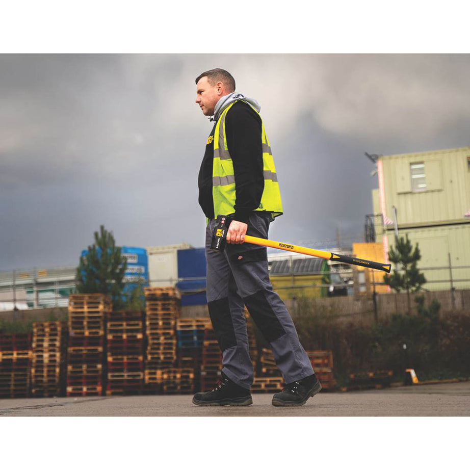 Roughneck Sledge Hammer Drop-Forged Soft-Grip Handle Fibreglass 16lb (7.3kg) - Image 3