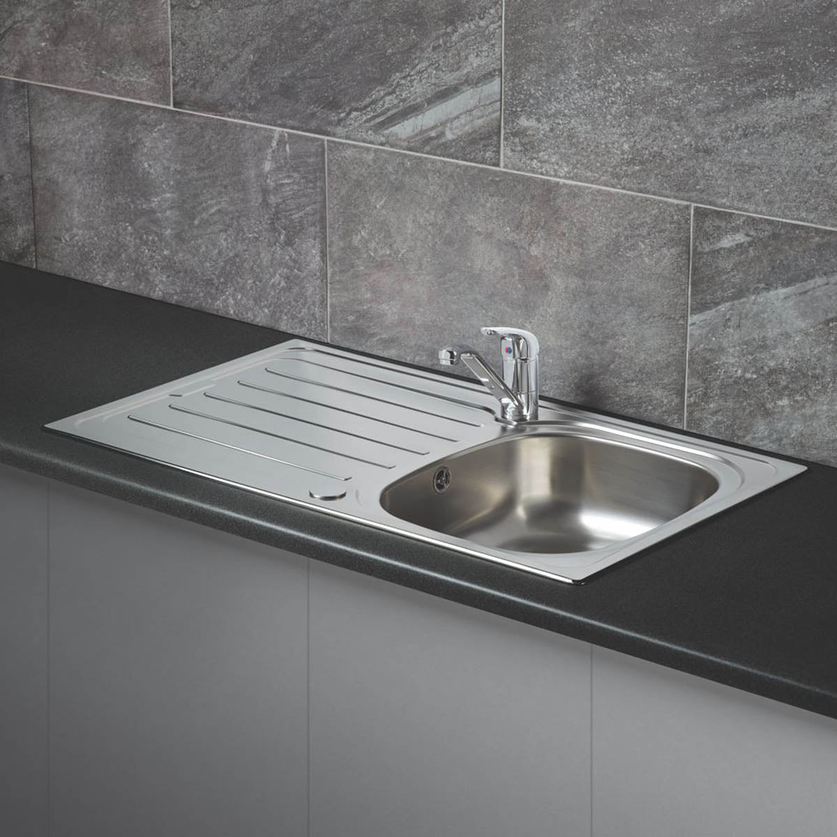 Swirl Kitchen Sink Tap Mono Mixer Chrome Single Lever Swivel Spout Modern Faucet - Image 6
