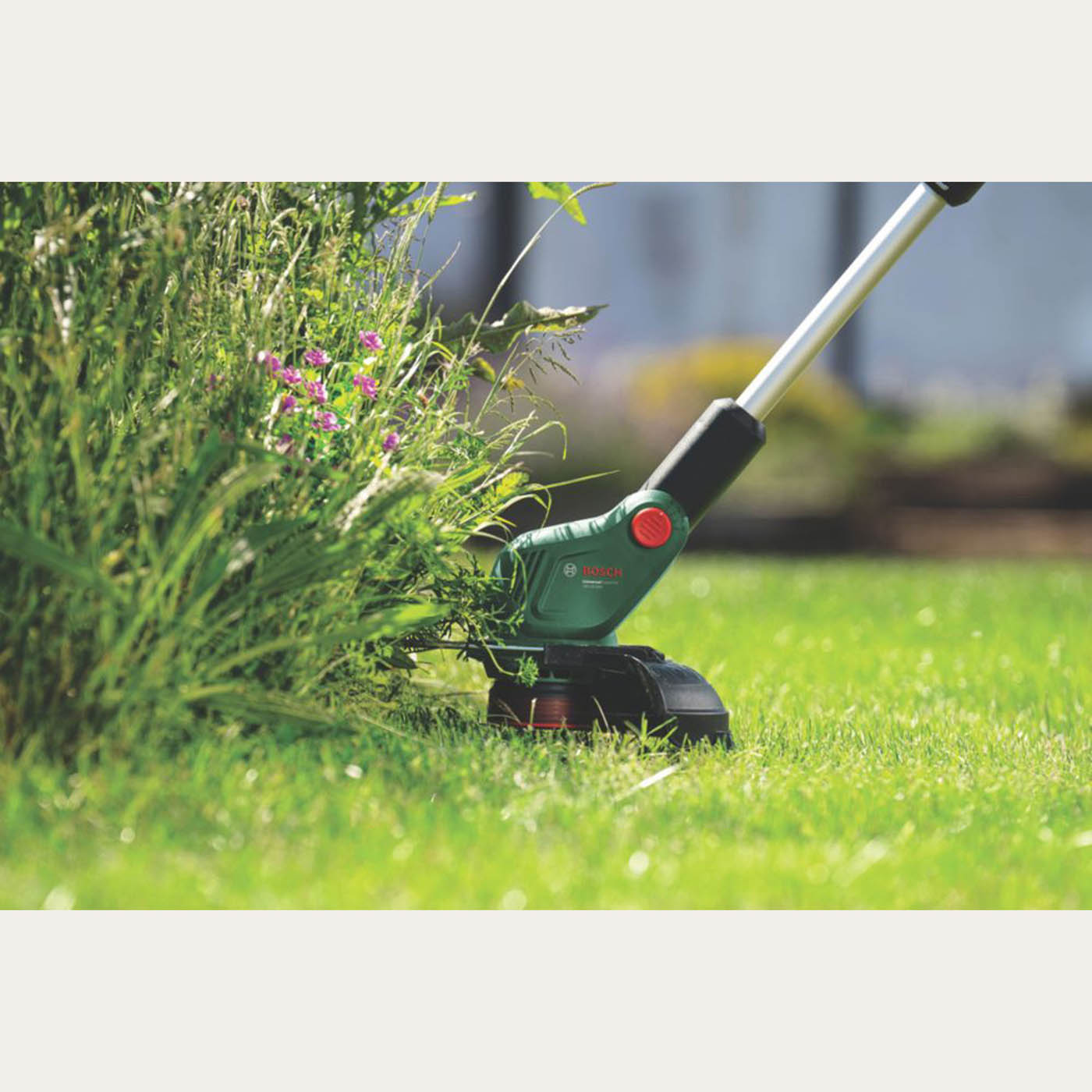 Bosch Grass Trimmer UniversalGrassCut 18V-23-450 Cordless 18V Li-Ion Body Only - Image 3
