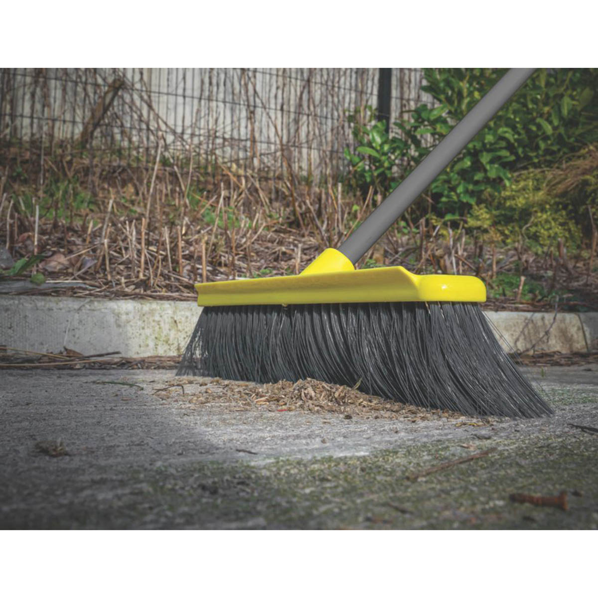 Red Gorilla Broom Telescopic Handle Anti-clog Channel Lightweight Head (W) 50cm - Image 3