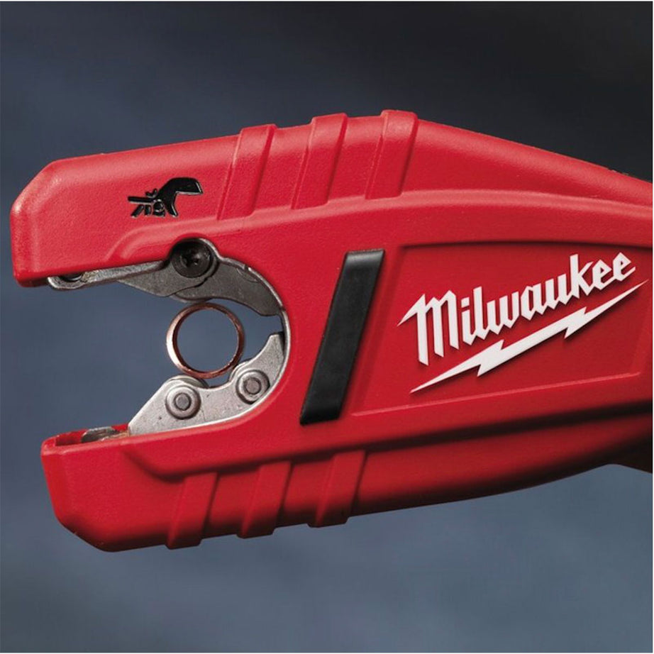 Milwaukee Pipe Cutter Cordless 12V Li-Ion C12PC-0 Compact Heavy Duty Body Only - Image 4
