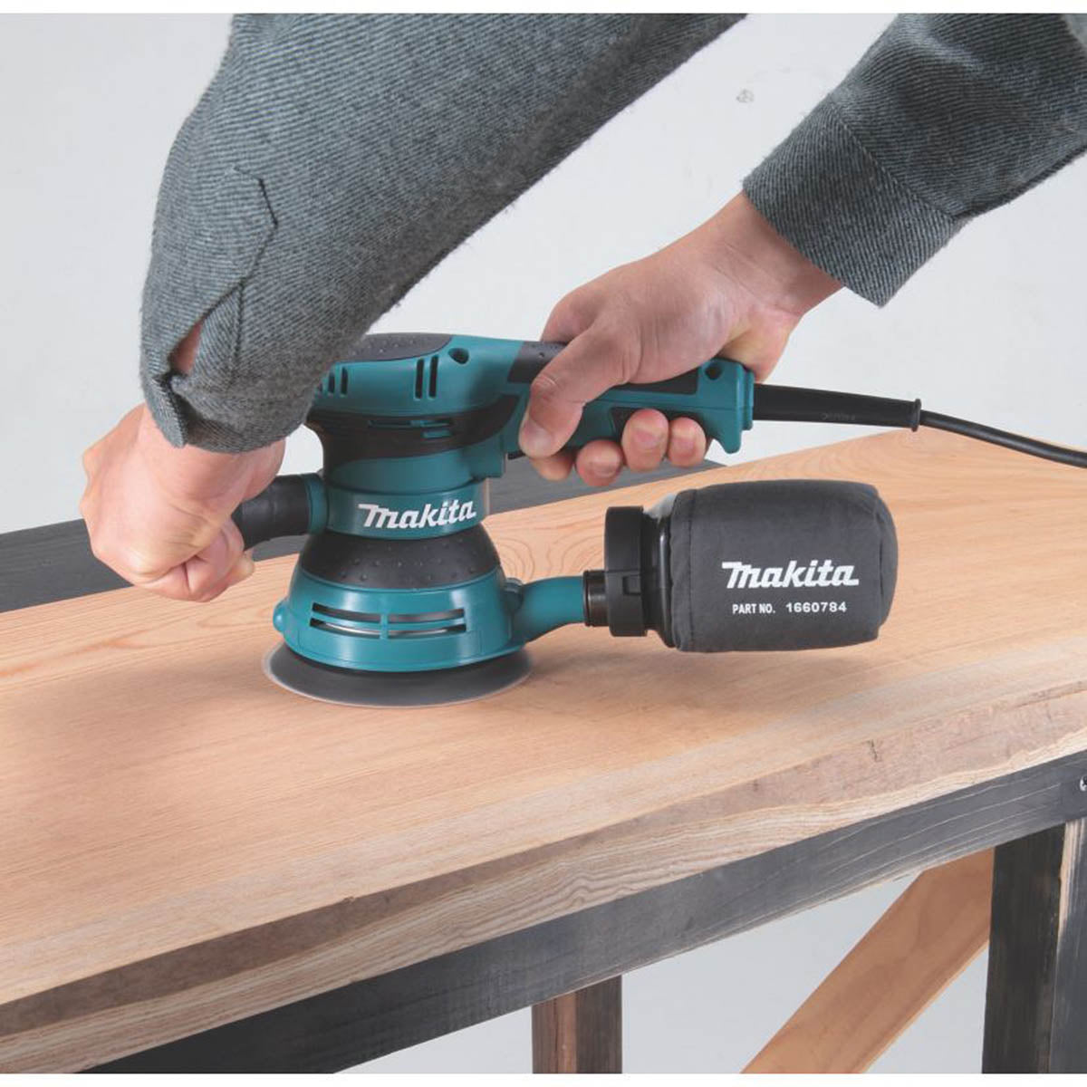 Makita Random Orbit Sander Electric BO5041 Compact Front Handle125mm 300W 110V - Image 5