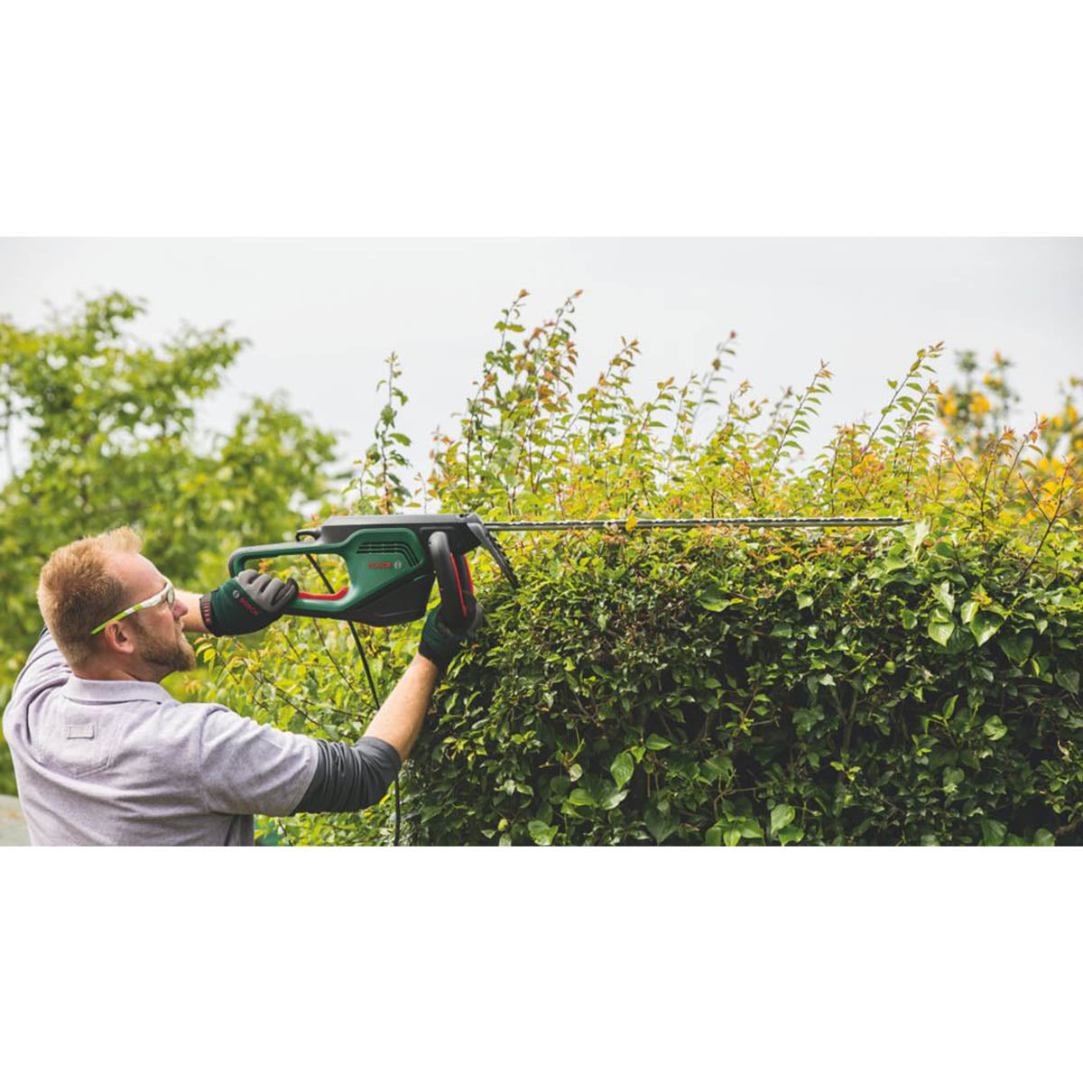 Bosch Hedge Trimmer Electric ADVANCEDHEDGECUT70 Garden 70cm Branch Cutter 500W - Image 3